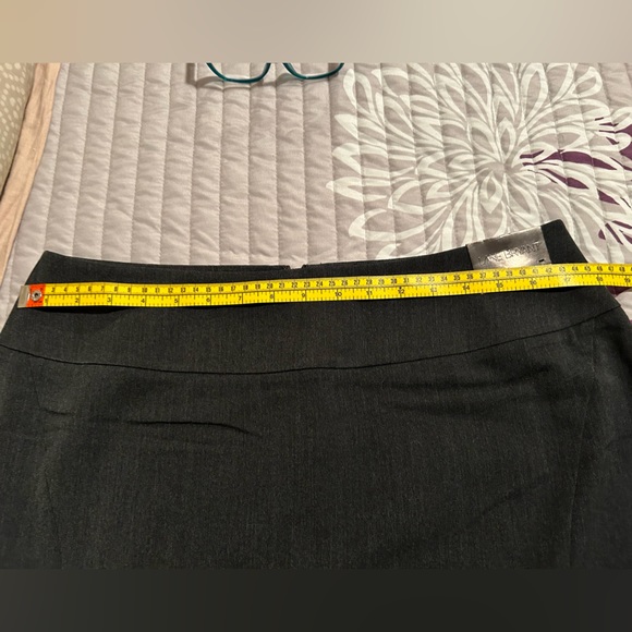 Charcoal grey midi fluted-hem skirt - Picture 8 of 13